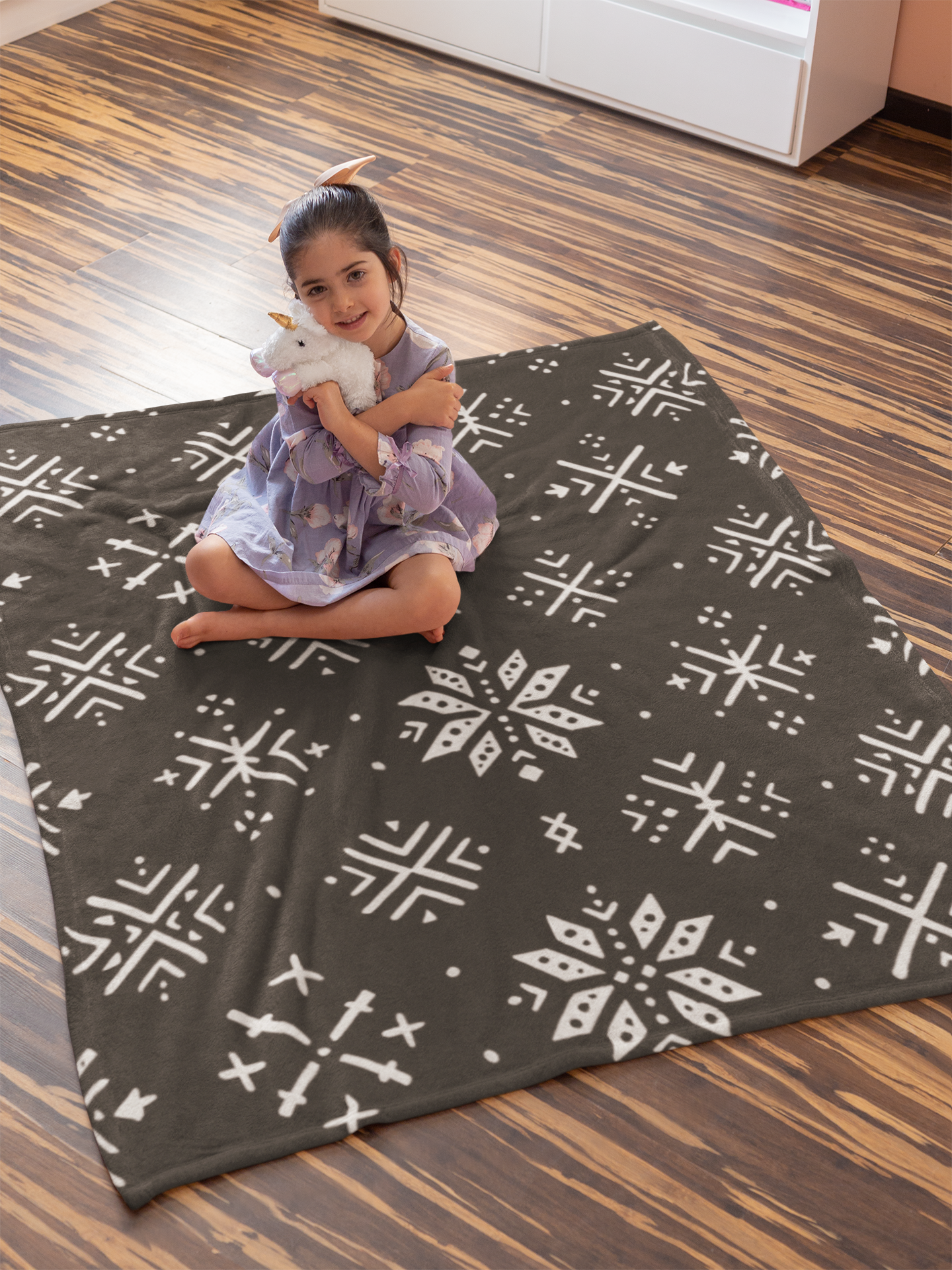 Throw Blanket with African-Patterned Snowflakes Design